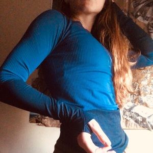 Gently used athleta shirt